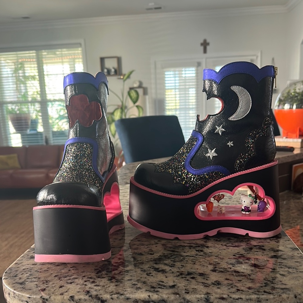 Irregular choice hello Kitty Halloween platforms